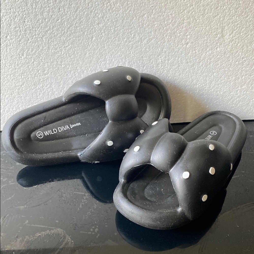Wild Diva Black and White Slippers Cozy Everyday Comfort